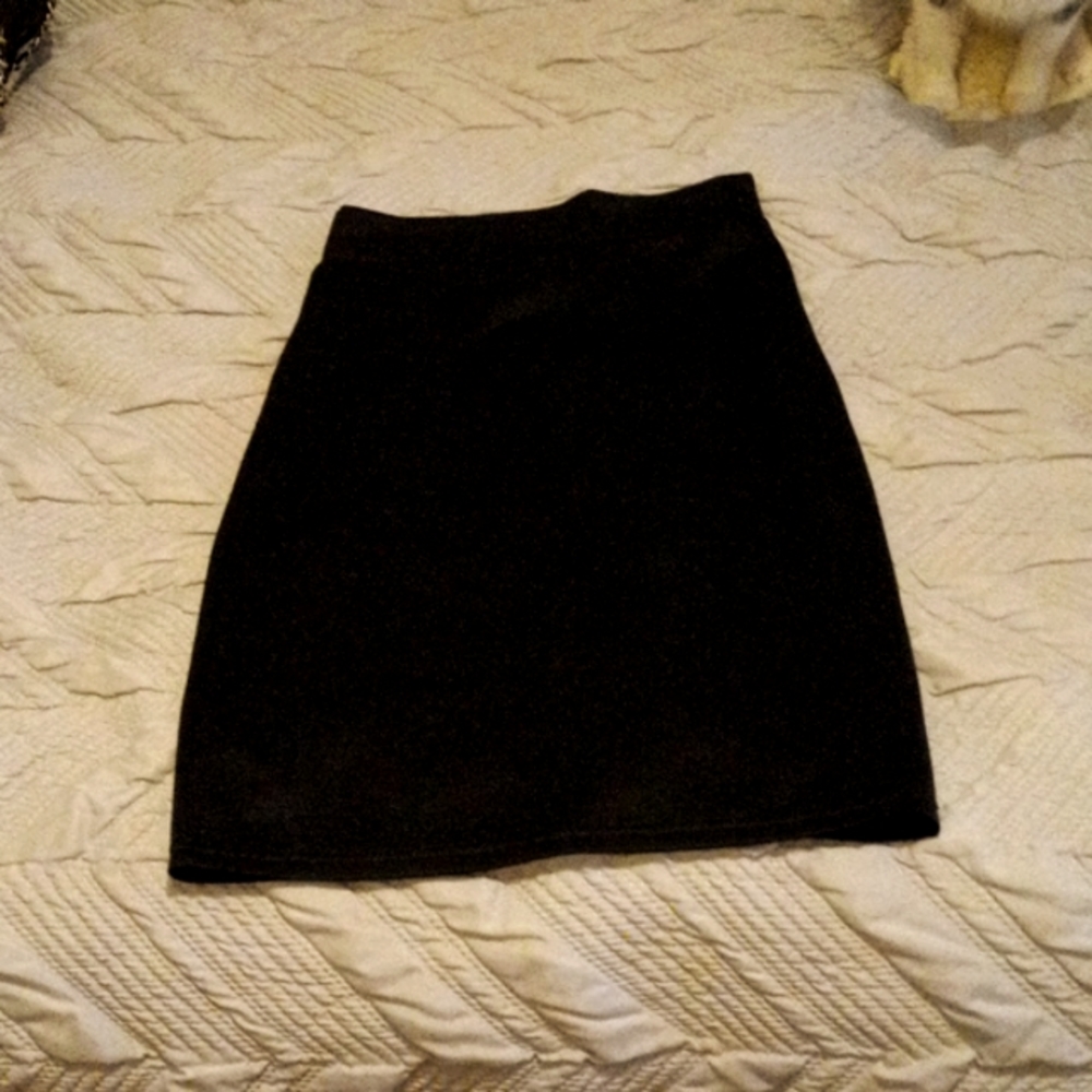Twinth skirt small